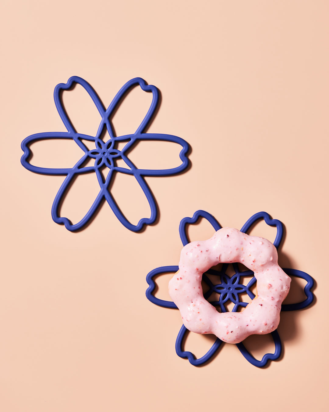 MYMICHI "迷你" 櫻花隔熱墊 | 最佳辦公室療癒小品 🌸 桌面的完美守護者 | 無雙酚A (BPA-Free)，通過SGS認證及FDA標準，食品級安全與耐用可靠